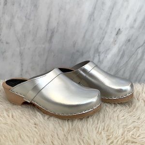 Lotta from Stockholm Silver clogs size 38 (7.5-8)